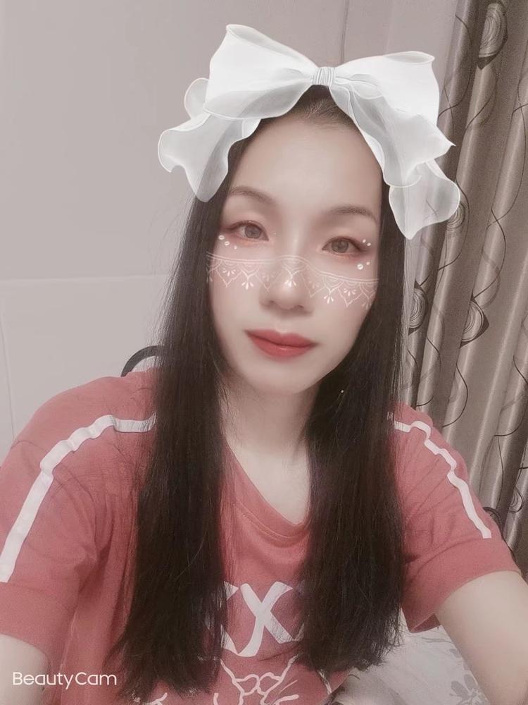 清丰县城关镇丹尼斯名妆日化的小店