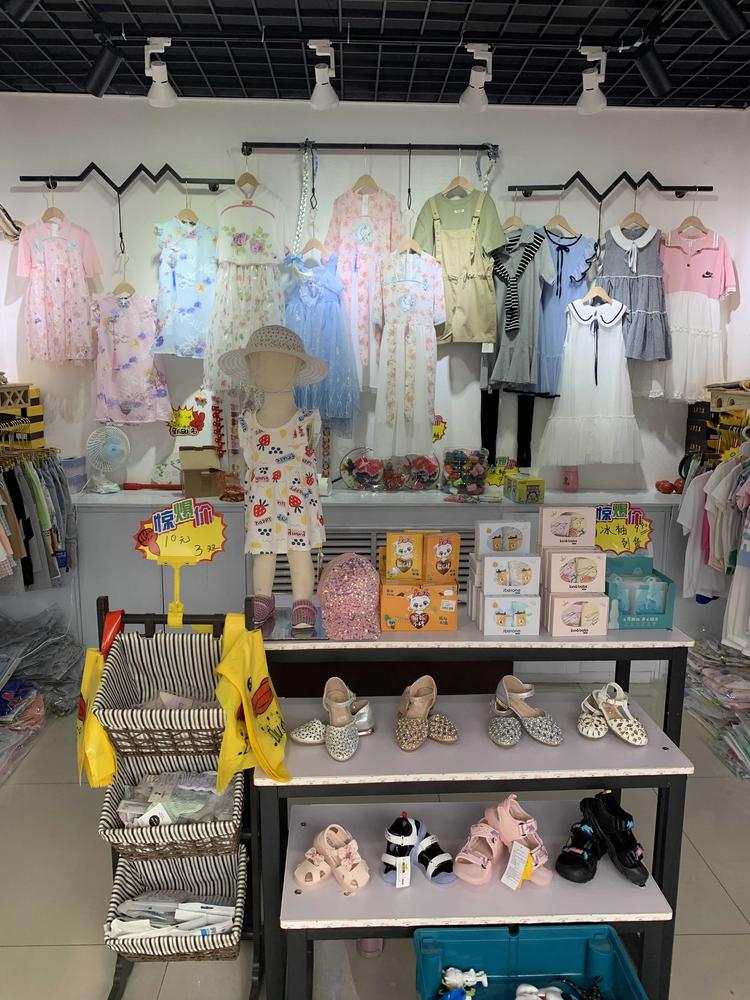 运河区棒糖服装店的小店
