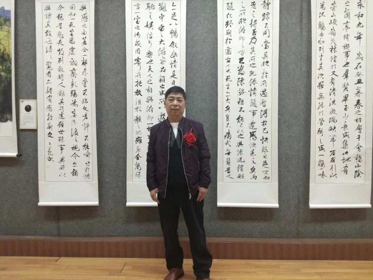 临沂市兰山区守乾书画装裱社的小店