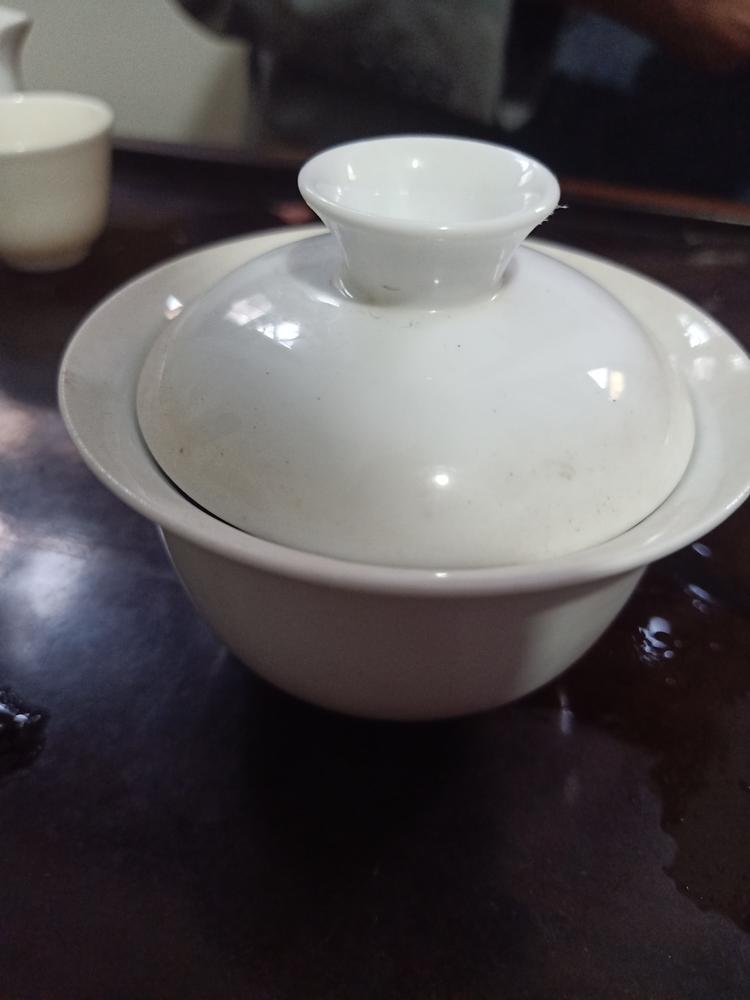 武夷山市慢悠茗茶庄的小店