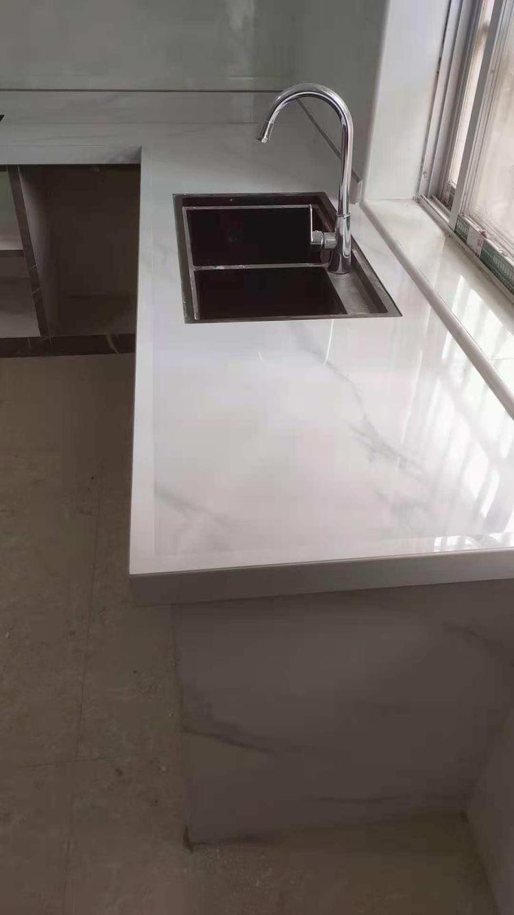 江州区顺心瓷砖销售部的小店