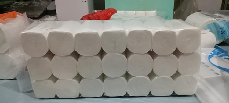 松桃苗王卷纸加工厂的小店