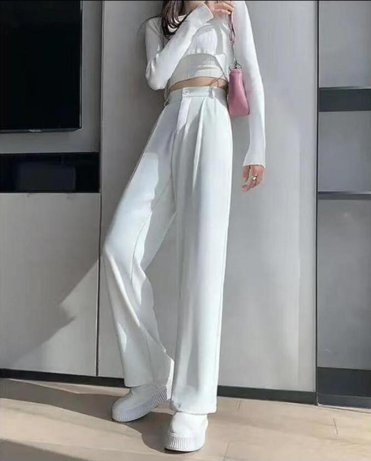 LILI泳装