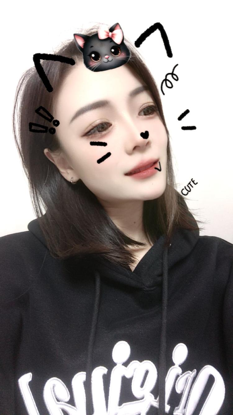 秀秀可爱铺6dH
