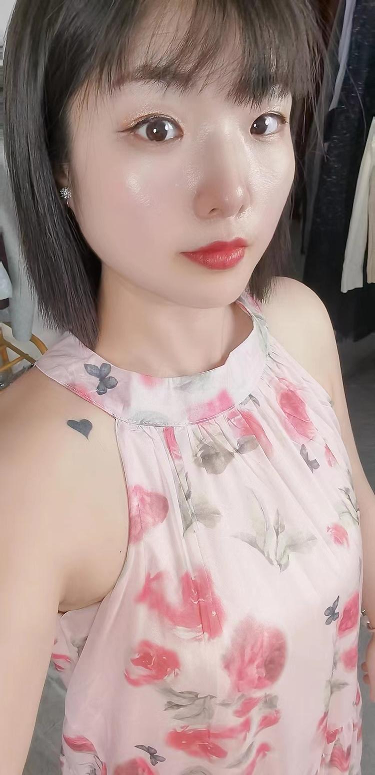 胡胡女装