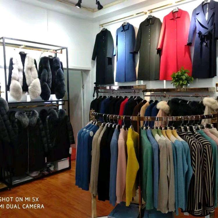 济南市章丘区圆艺服装店的小店个体店