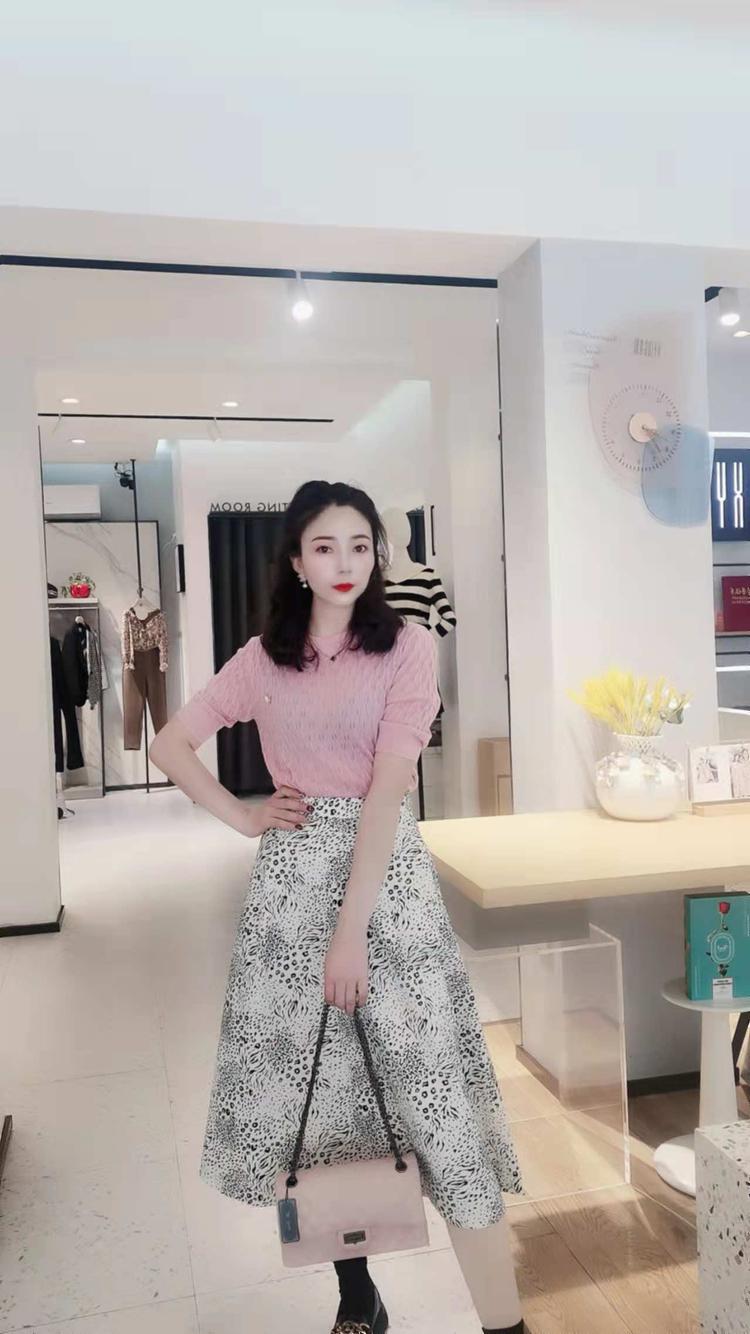 宕昌县香影女服饰店