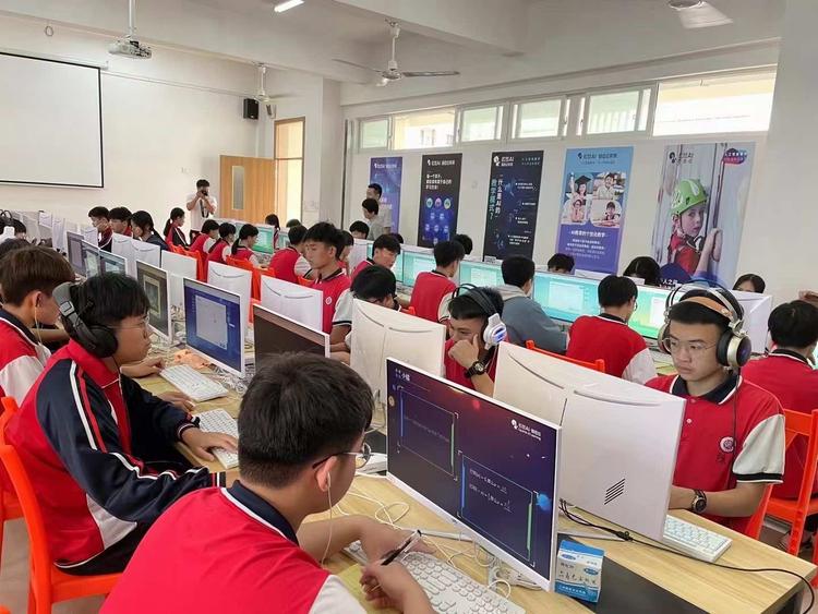 甘泉县华泽托管中心的小店