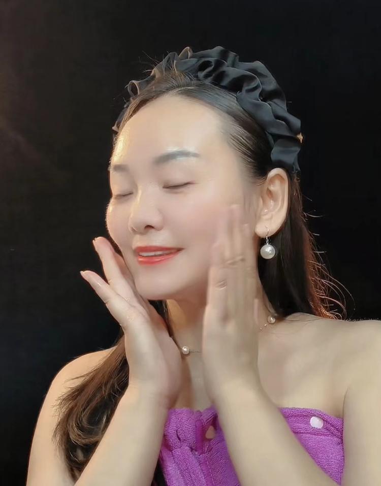 边愉商贸店
