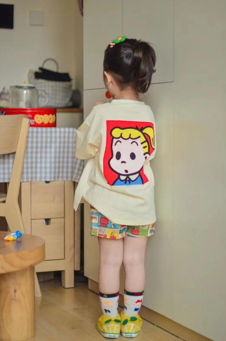 小妹儿一手潮牌店