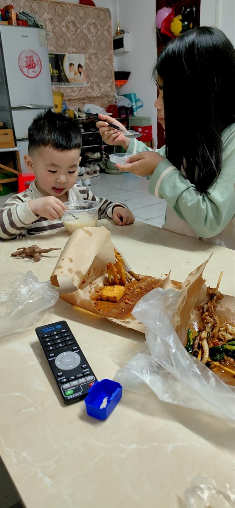 广东省新源灯饰