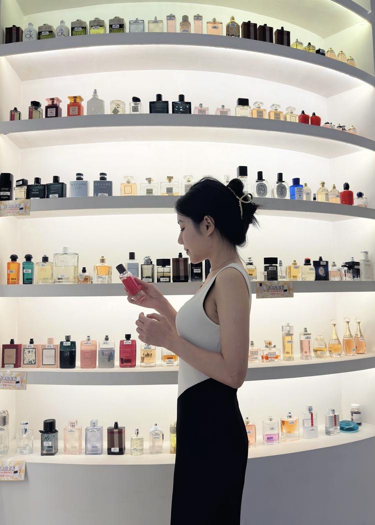 小婉子香水店