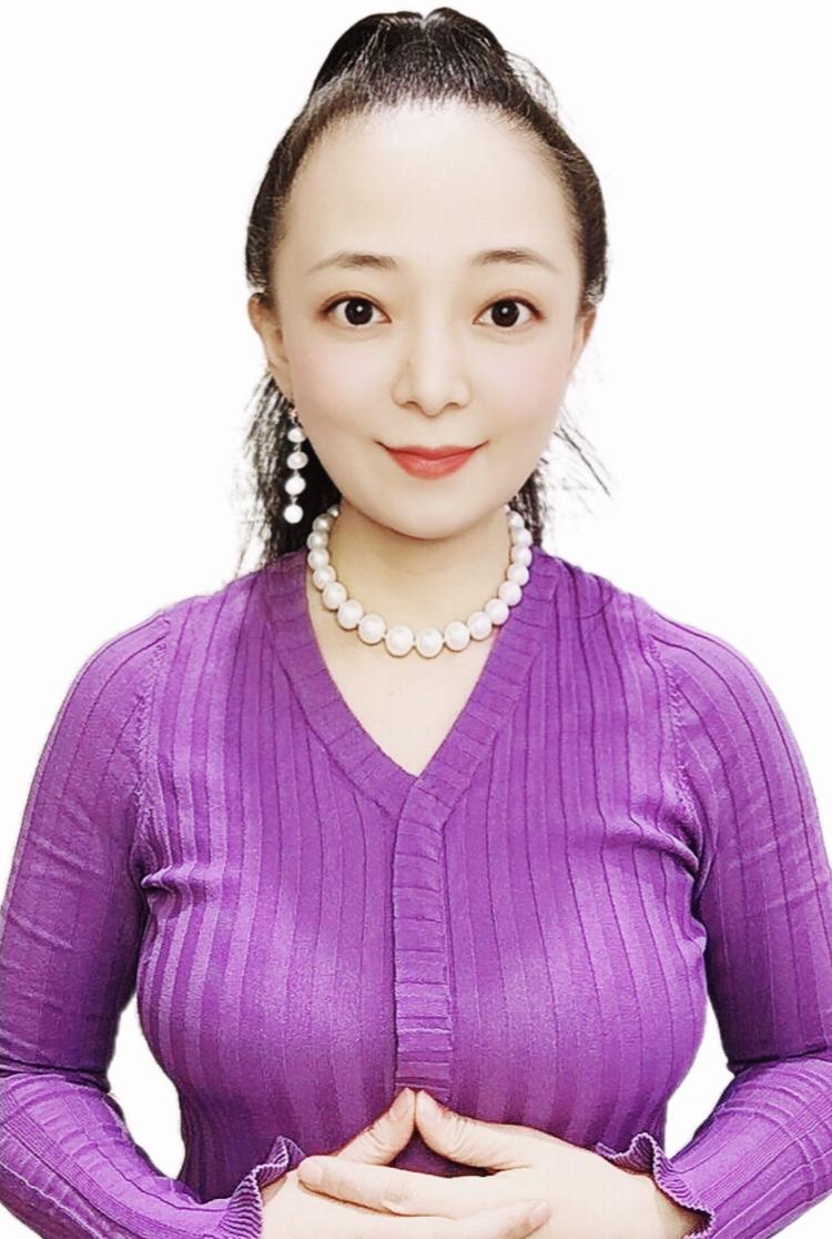 万年黄芳珍珠严选屋