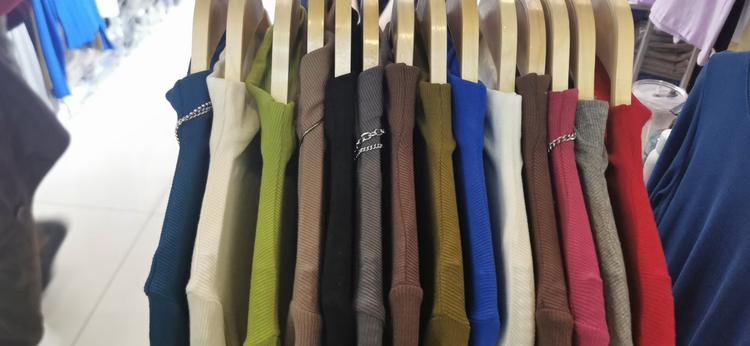 堆龙雨蒙蒙服装店的小店个体店