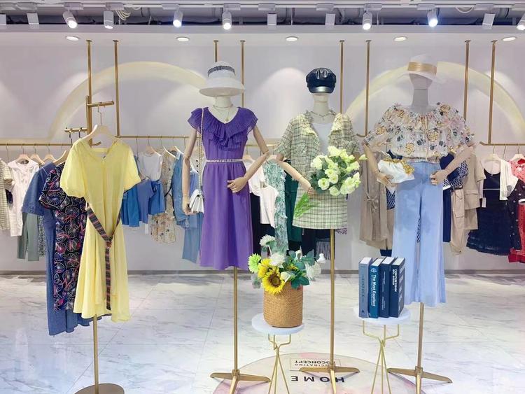 凡咖服饰个体店