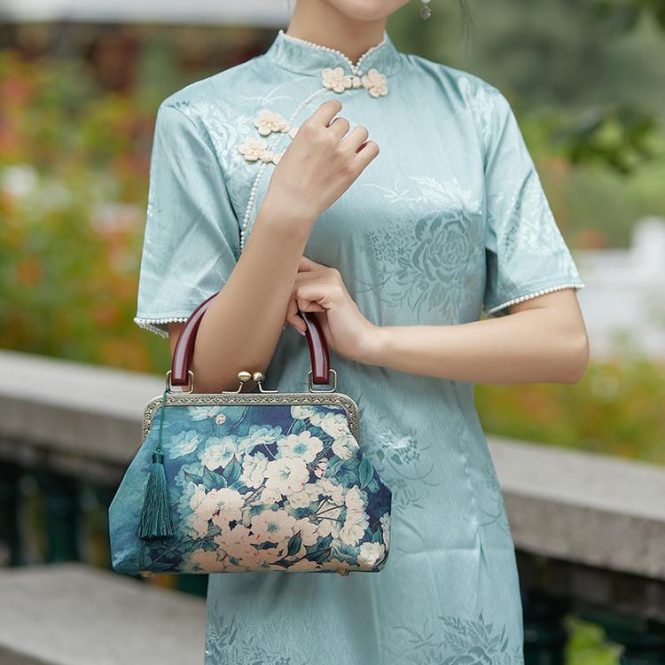 筠溪翠影女包个体店