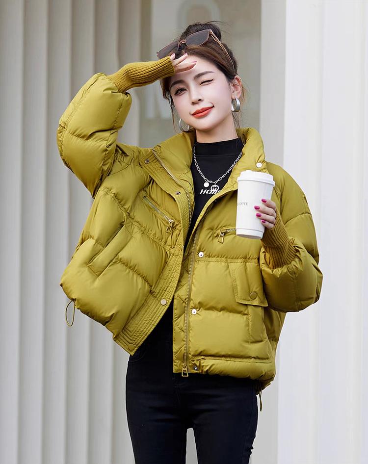 雅思服饰服装店