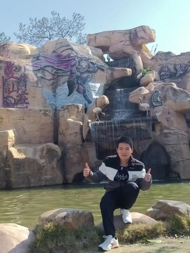 梅州市梅江区良兴石雕工艺店的小店