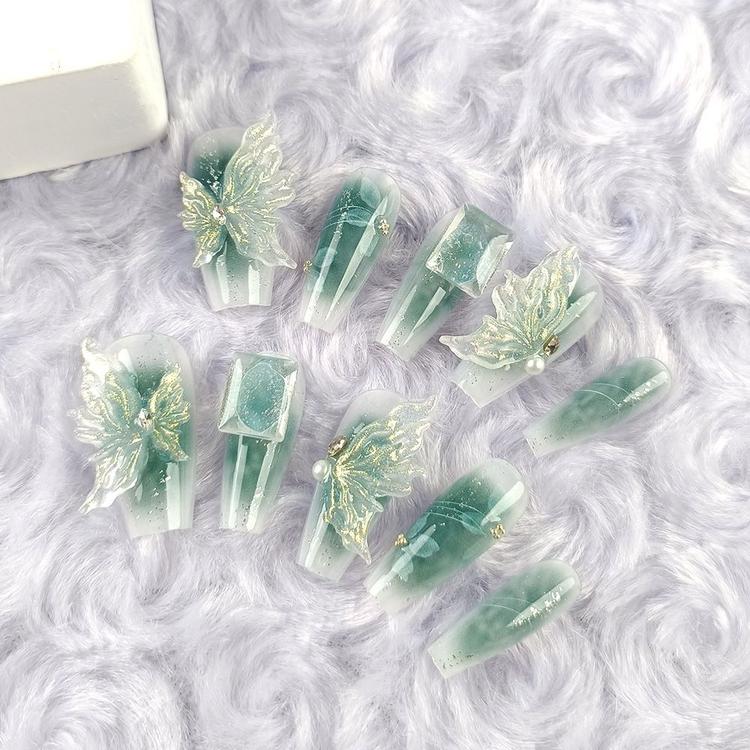 春牛穿戴甲