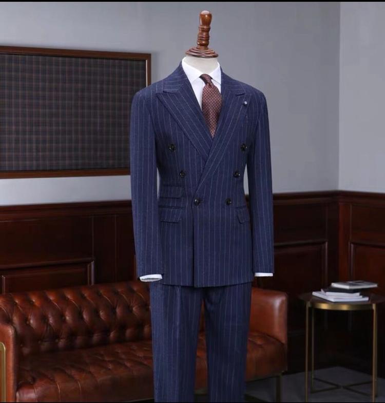 杰图亚西服套装店