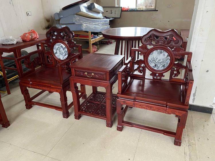 青县伟诺家具厂的小店